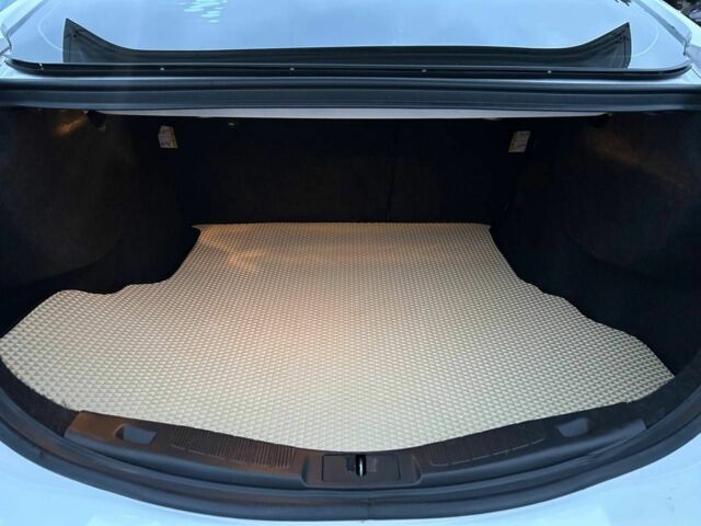 Білий Форд Фьюжен, об'ємом двигуна 2 л та пробігом 183 тис. км за 10500 $, фото 21 на Automoto.ua