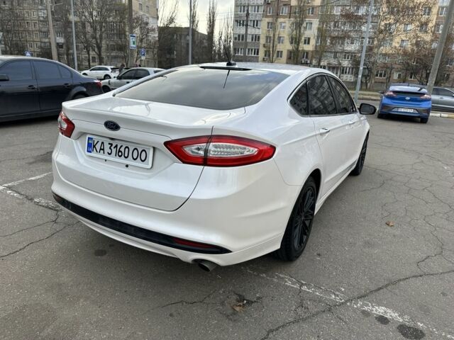 Белый Форд Фьюжн, объемом двигателя 1.5 л и пробегом 200 тыс. км за 7299 $, фото 5 на Automoto.ua