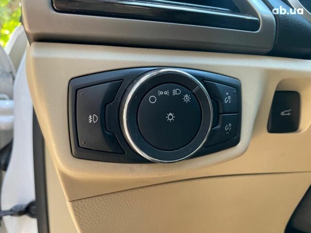 Белый Форд Фьюжн, объемом двигателя 2 л и пробегом 163 тыс. км за 12790 $, фото 25 на Automoto.ua