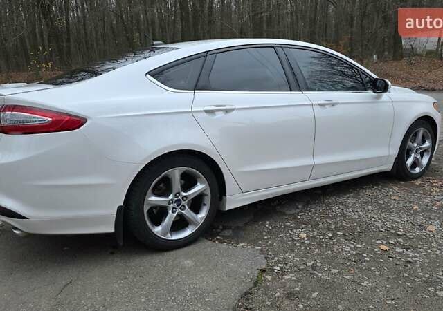 Білий Форд Фьюжен, об'ємом двигуна 2.5 л та пробігом 240 тис. км за 9449 $, фото 22 на Automoto.ua