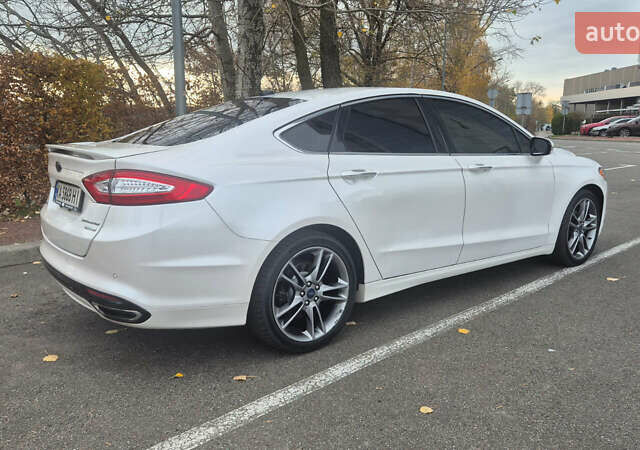 Белый Форд Фьюжн, объемом двигателя 2 л и пробегом 158 тыс. км за 11750 $, фото 2 на Automoto.ua