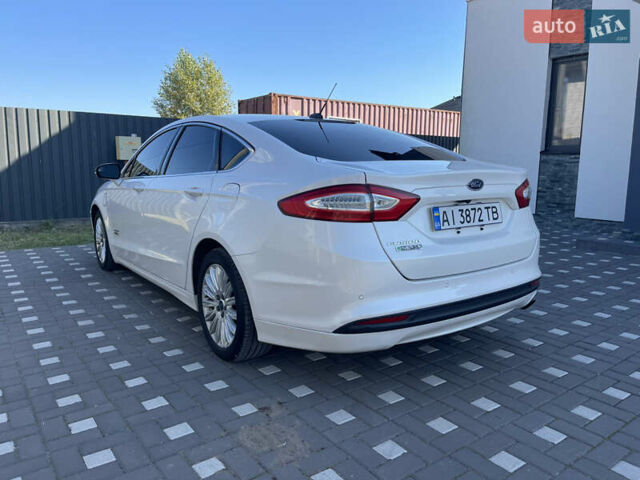 Білий Форд Фьюжен, об'ємом двигуна 2 л та пробігом 180 тис. км за 11400 $, фото 6 на Automoto.ua