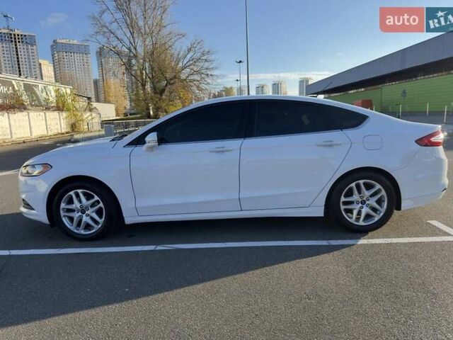 Белый Форд Фьюжн, объемом двигателя 2.49 л и пробегом 138 тыс. км за 11900 $, фото 7 на Automoto.ua