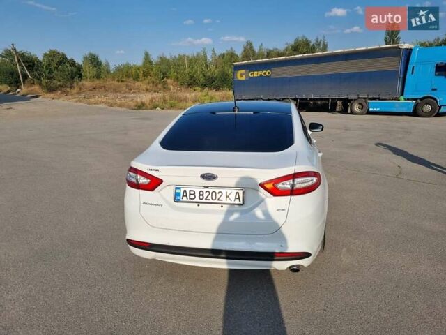 Білий Форд Фьюжен, об'ємом двигуна 2.49 л та пробігом 220 тис. км за 9500 $, фото 5 на Automoto.ua