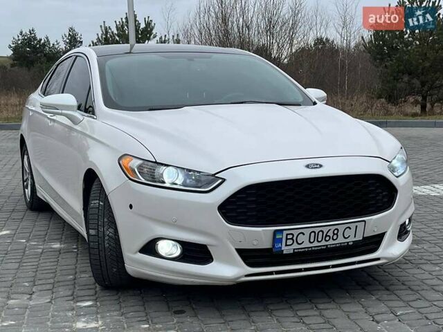 Белый Форд Фьюжн, объемом двигателя 2 л и пробегом 190 тыс. км за 11000 $, фото 3 на Automoto.ua