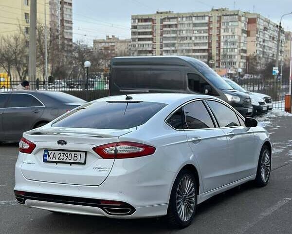 Белый Форд Фьюжн, объемом двигателя 2 л и пробегом 185 тыс. км за 8900 $, фото 3 на Automoto.ua
