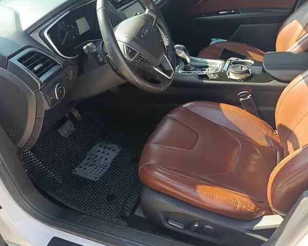 Білий Форд Фьюжен, об'ємом двигуна 2 л та пробігом 145 тис. км за 11700 $, фото 13 на Automoto.ua
