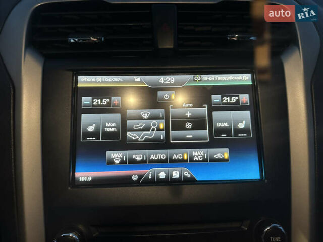 Білий Форд Фьюжен, об'ємом двигуна 2 л та пробігом 203 тис. км за 11500 $, фото 30 на Automoto.ua