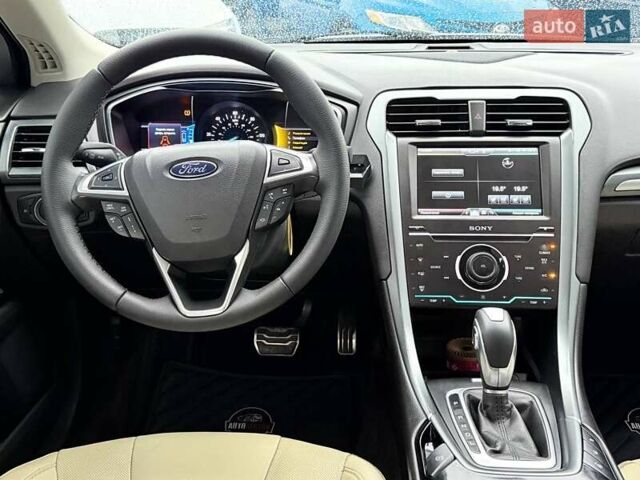 Білий Форд Фьюжен, об'ємом двигуна 2 л та пробігом 127 тис. км за 16000 $, фото 22 на Automoto.ua