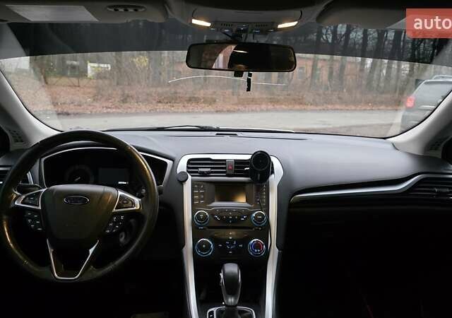 Білий Форд Фьюжен, об'ємом двигуна 2.49 л та пробігом 241 тис. км за 9400 $, фото 34 на Automoto.ua