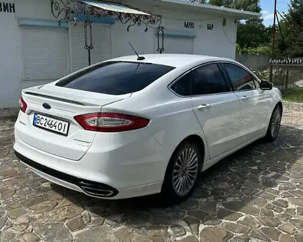 Белый Форд Фьюжн, объемом двигателя 2 л и пробегом 152 тыс. км за 10200 $, фото 7 на Automoto.ua