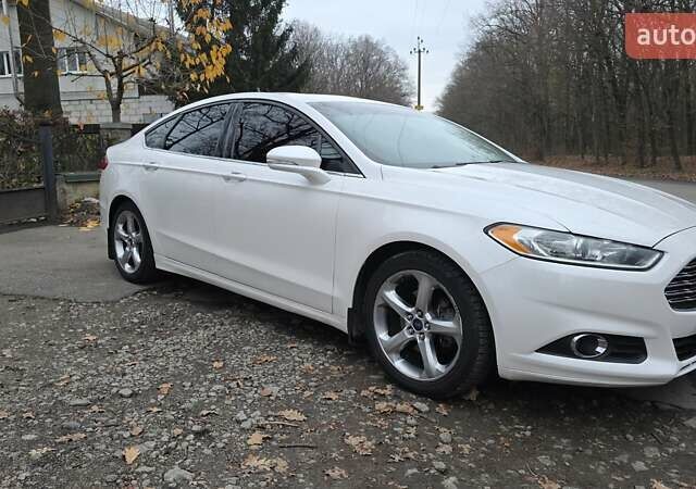 Білий Форд Фьюжен, об'ємом двигуна 2.49 л та пробігом 241 тис. км за 9400 $, фото 23 на Automoto.ua