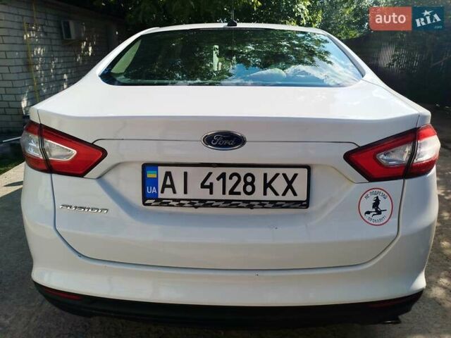 Форд Фьюжн 2015 в Киеве на Automoto.ua Белый Форд Фьюжн, объемом двигателя 2.5 л и пробегом 199 тыс. км за 10200 $, фото 9 на Automoto.ua