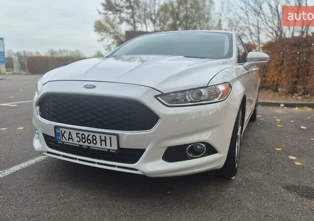 Белый Форд Фьюжн, объемом двигателя 2 л и пробегом 158 тыс. км за 11750 $, фото 5 на Automoto.ua