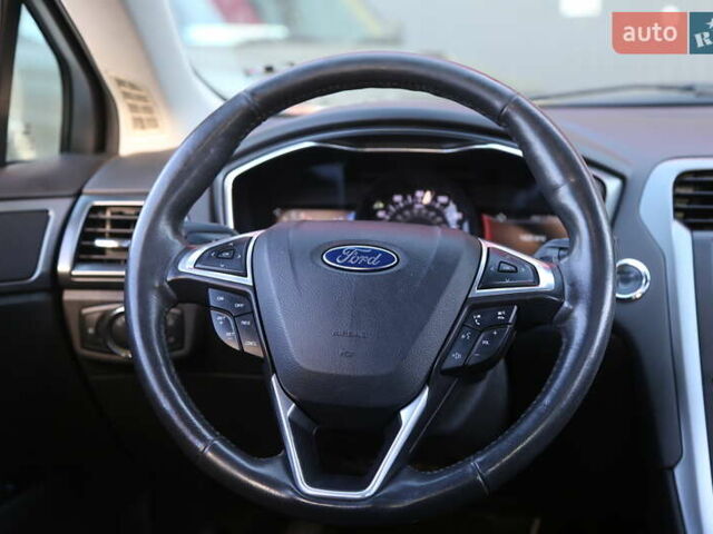 Белый Форд Фьюжн, объемом двигателя 2 л и пробегом 157 тыс. км за 11300 $, фото 15 на Automoto.ua