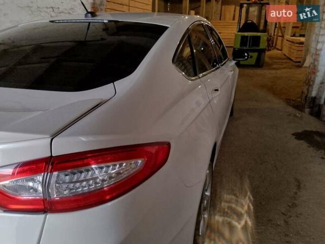 Білий Форд Фьюжен, об'ємом двигуна 2.5 л та пробігом 170 тис. км за 9500 $, фото 6 на Automoto.ua