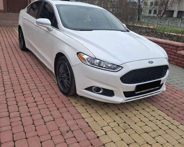 Білий Форд Фьюжен, об'ємом двигуна 1.5 л та пробігом 161 тис. км за 9900 $, фото 2 на Automoto.ua