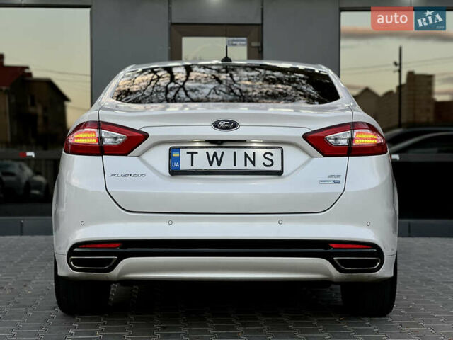 Форд Фьюжен 2015 у Одесі на Automoto.ua Білий Форд Фьюжен, об'ємом двигуна 2 л та пробігом 148 тис. км за 10900 $, фото 4 на Automoto.ua