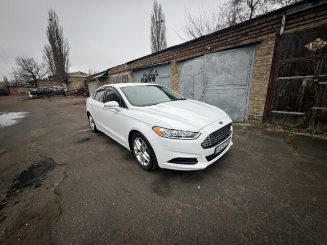 Білий Форд Фьюжен, об'ємом двигуна 1.5 л та пробігом 204 тис. км за 8000 $, фото 7 на Automoto.ua