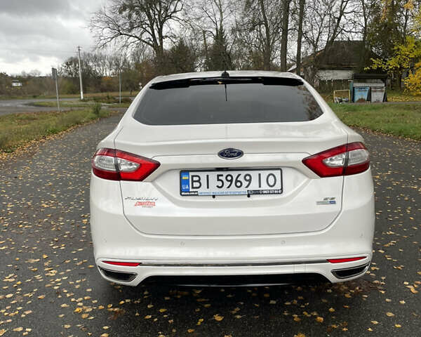 Белый Форд Фьюжн, объемом двигателя 2 л и пробегом 160 тыс. км за 10800 $, фото 5 на Automoto.ua