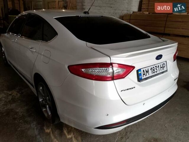 Білий Форд Фьюжен, об'ємом двигуна 2.5 л та пробігом 170 тис. км за 9500 $, фото 8 на Automoto.ua