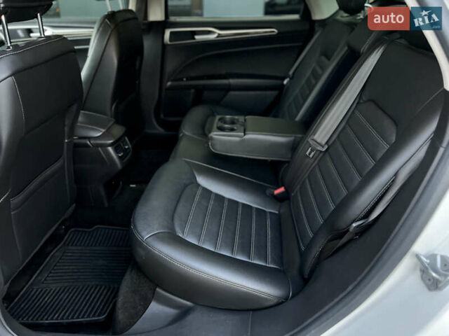 Форд Фьюжен 2015 у Одесі на Automoto.ua Білий Форд Фьюжен, об'ємом двигуна 2 л та пробігом 148 тис. км за 10900 $, фото 7 на Automoto.ua