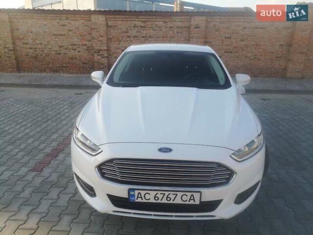 Білий Форд Фьюжен, об'ємом двигуна 2.5 л та пробігом 119 тис. км за 11300 $, фото 1 на Automoto.ua