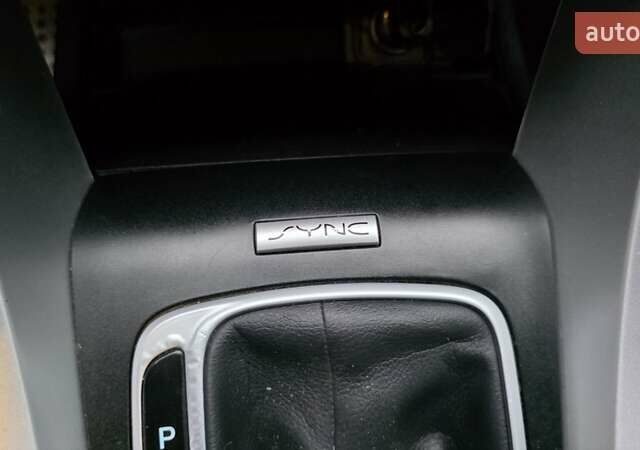 Білий Форд Фьюжен, об'ємом двигуна 2.5 л та пробігом 240 тис. км за 9449 $, фото 45 на Automoto.ua