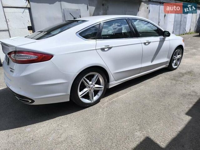 Белый Форд Фьюжн, объемом двигателя 2 л и пробегом 259 тыс. км за 10700 $, фото 26 на Automoto.ua