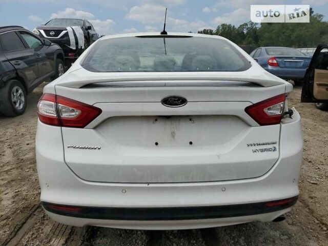 Белый Форд Фьюжн, объемом двигателя 2 л и пробегом 158 тыс. км за 2500 $, фото 3 на Automoto.ua
