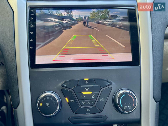 Белый Форд Фьюжн, объемом двигателя 2.49 л и пробегом 199 тыс. км за 9500 $, фото 29 на Automoto.ua