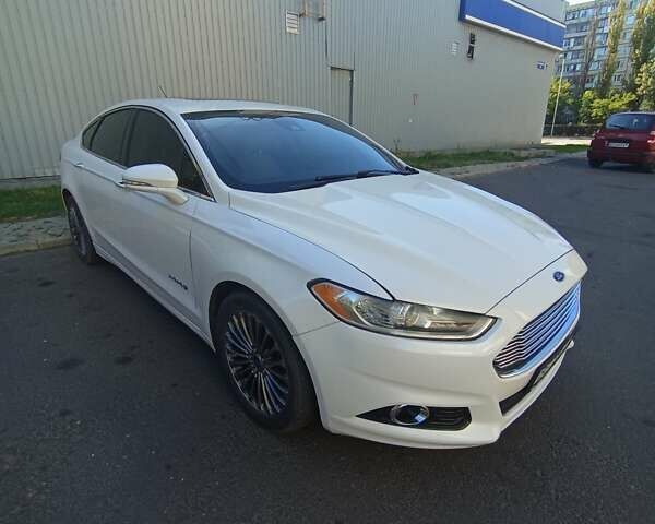 Белый Форд Фьюжн, объемом двигателя 2 л и пробегом 205 тыс. км за 11500 $, фото 21 на Automoto.ua