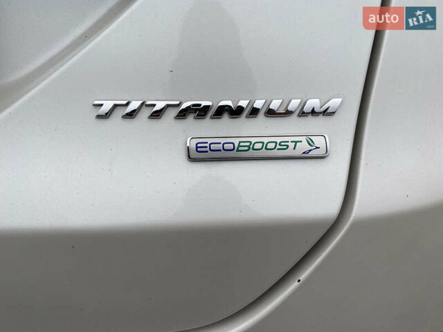 Белый Форд Фьюжн, объемом двигателя 2 л и пробегом 400 тыс. км за 9200 $, фото 19 на Automoto.ua