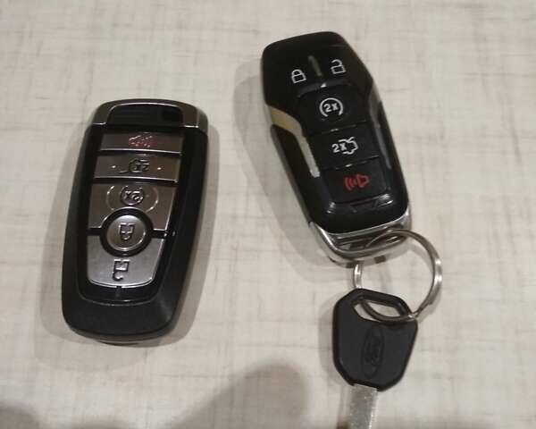 Белый Форд Фьюжн, объемом двигателя 2 л и пробегом 240 тыс. км за 10800 $, фото 26 на Automoto.ua