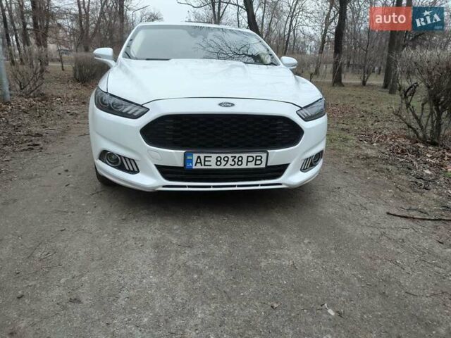 Белый Форд Фьюжн, объемом двигателя 2 л и пробегом 240 тыс. км за 10800 $, фото 8 на Automoto.ua