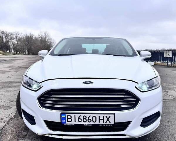 Білий Форд Фьюжен, об'ємом двигуна 2.5 л та пробігом 230 тис. км за 8000 $, фото 11 на Automoto.ua