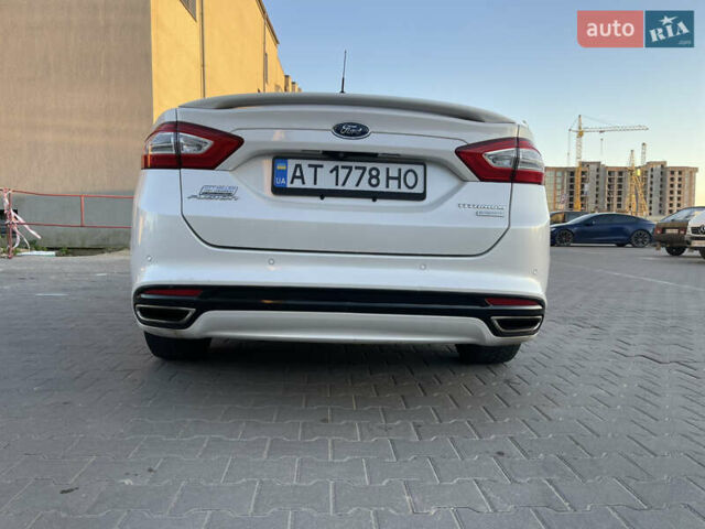 Белый Форд Фьюжн, объемом двигателя 2 л и пробегом 253 тыс. км за 9900 $, фото 12 на Automoto.ua