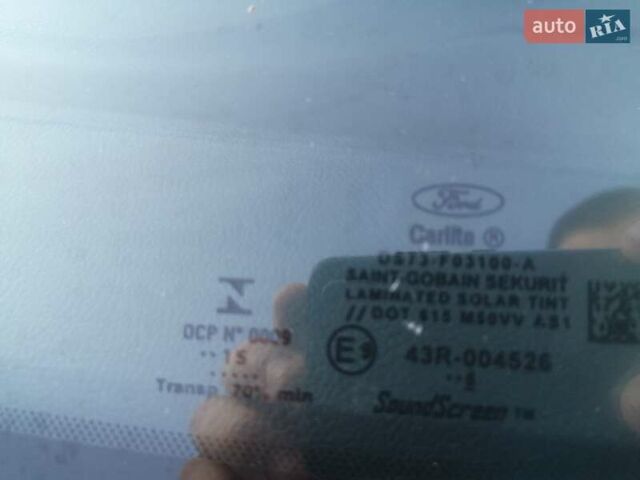 Білий Форд Фьюжен, об'ємом двигуна 2.5 л та пробігом 119 тис. км за 11300 $, фото 8 на Automoto.ua