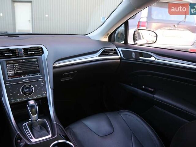 Белый Форд Фьюжн, объемом двигателя 2 л и пробегом 157 тыс. км за 11300 $, фото 14 на Automoto.ua