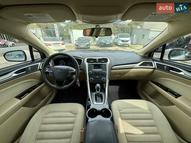 Білий Форд Фьюжен, об'ємом двигуна 2.5 л та пробігом 130 тис. км за 8700 $, фото 18 на Automoto.ua