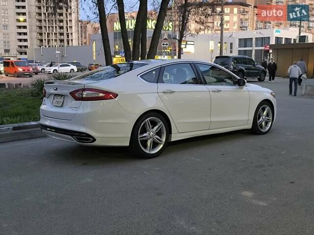 Белый Форд Фьюжн, объемом двигателя 2 л и пробегом 259 тыс. км за 10700 $, фото 23 на Automoto.ua