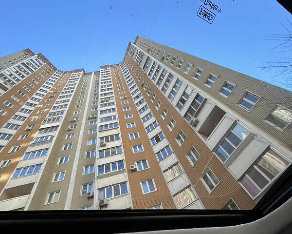 Белый Форд Фьюжн, объемом двигателя 2 л и пробегом 186 тыс. км за 11000 $, фото 4 на Automoto.ua