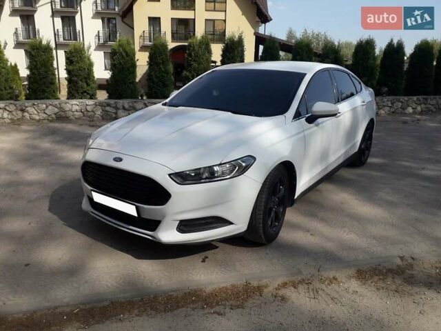 Белый Форд Фьюжн, объемом двигателя 2.5 л и пробегом 234 тыс. км за 8200 $, фото 2 на Automoto.ua