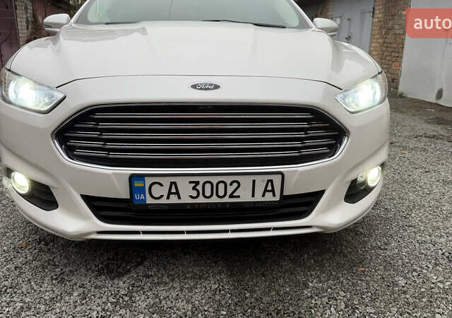 Белый Форд Фьюжн, объемом двигателя 2.5 л и пробегом 240 тыс. км за 9300 $, фото 29 на Automoto.ua