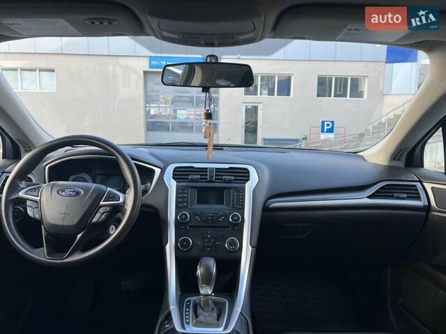Білий Форд Фьюжен, об'ємом двигуна 2.5 л та пробігом 118 тис. км за 9690 $, фото 23 на Automoto.ua