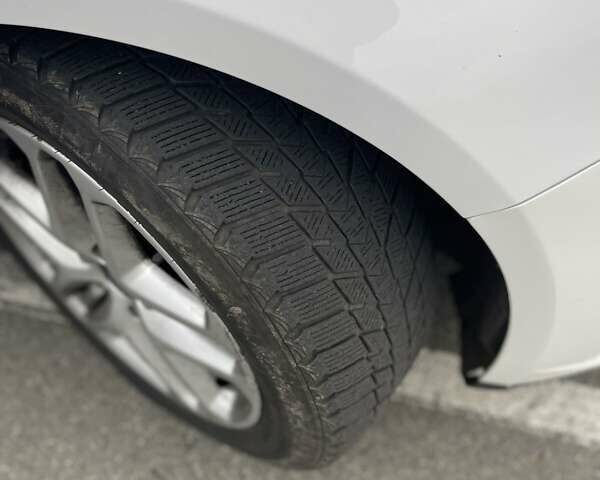 Білий Форд Фьюжен, об'ємом двигуна 2.5 л та пробігом 245 тис. км за 9300 $, фото 1 на Automoto.ua