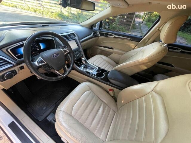 Белый Форд Фьюжн, объемом двигателя 2 л и пробегом 163 тыс. км за 12790 $, фото 24 на Automoto.ua