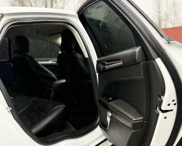 Белый Форд Фьюжн, объемом двигателя 2.5 л и пробегом 185 тыс. км за 8900 $, фото 12 на Automoto.ua