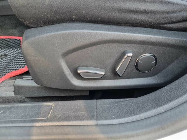 Білий Форд Фьюжен, об'ємом двигуна 2.5 л та пробігом 223 тис. км за 8500 $, фото 19 на Automoto.ua