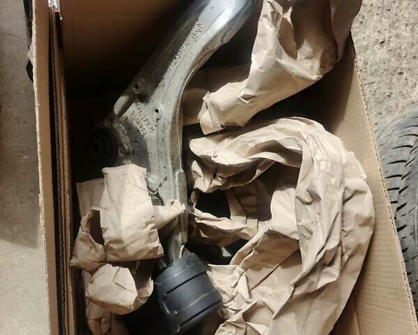 Белый Форд Фьюжн, объемом двигателя 2 л и пробегом 215 тыс. км за 10550 $, фото 25 на Automoto.ua